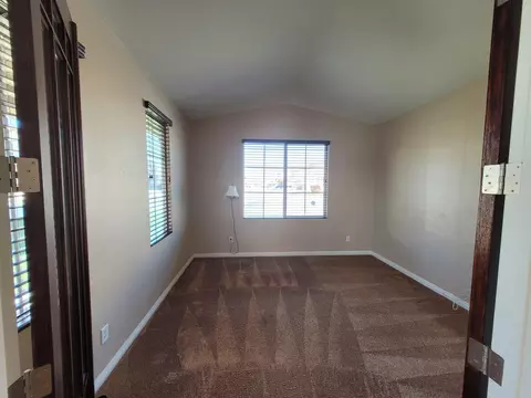 43220 Hampton St, Lancaster, CA 93536 photo 9