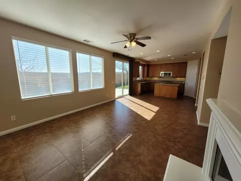 43220 Hampton St, Lancaster, CA 93536 photo 28