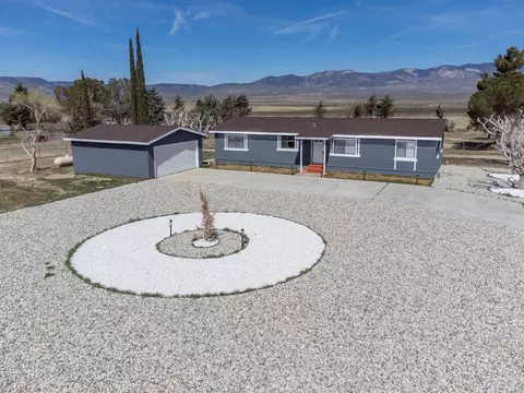 28517 Mimi Ln, Lancaster, CA 93536 photo 1