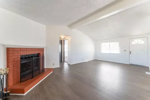 28517 Mimi Ln, Lancaster, CA 93536 photo 5