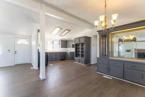 28517 Mimi Ln, Lancaster, CA 93536 photo 7