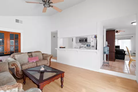 44239 8th St E, Lancaster, CA 93535 photo 8