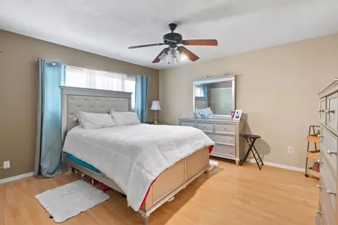 44239 8th St E, Lancaster, CA 93535 photo 17
