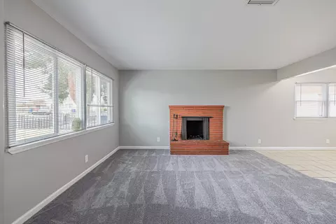 44607 Cedar Ave, Lancaster, CA 93534 photo 6