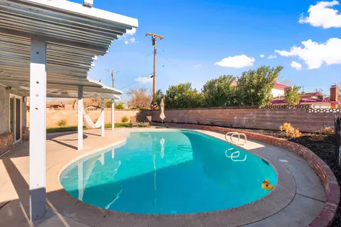 752 Calmae Dr, Lancaster, CA 93535 photo 35
