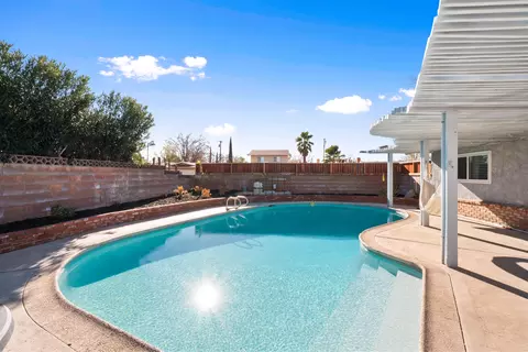 752 Calmae Dr, Lancaster, CA 93535 photo 32