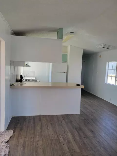 37311 47th St E #67, Palmdale, CA 93552 photo 5