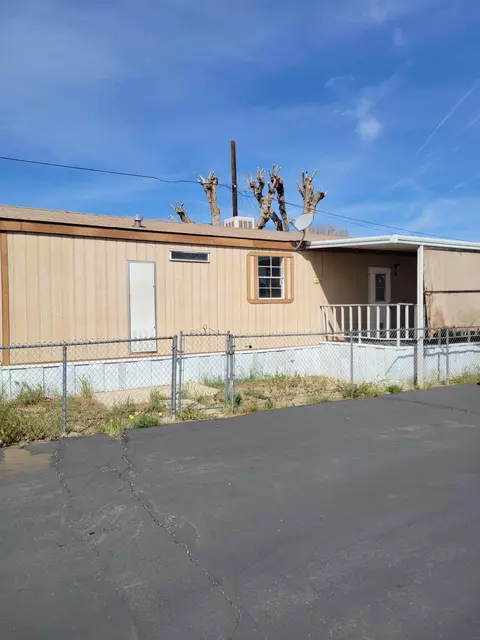37311 47th St E #67, Palmdale, CA 93552 photo 1