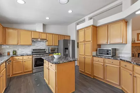 22342 Zurich Dr, Tehachapi, CA 93561 photo 11
