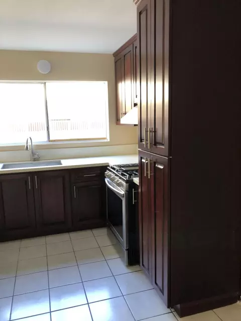 38515 E 2nd St, Palmdale, CA 93550 photo 11