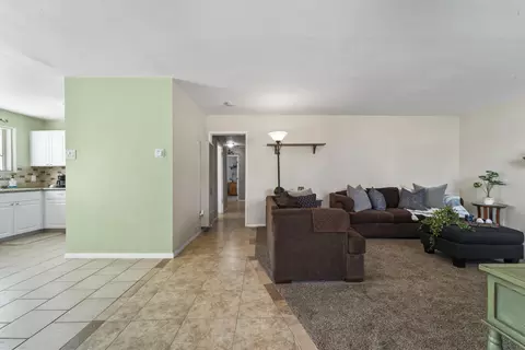 44021 Date Ave, Lancaster, CA 93534 photo 4