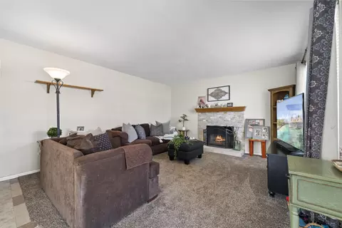 44021 Date Ave, Lancaster, CA 93534 photo 5