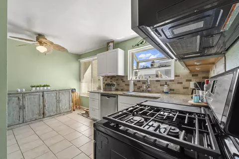44021 Date Ave, Lancaster, CA 93534 photo 12