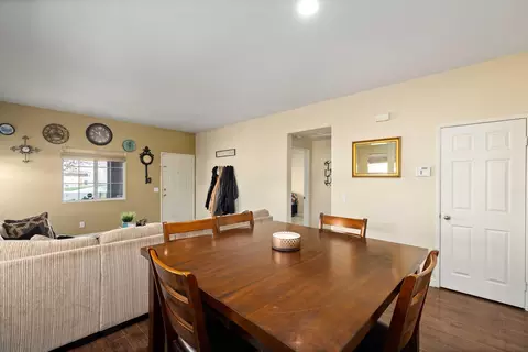 43425 Bale Ct, Lancaster, CA 93535 photo 7