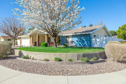 43787 Sentry Ln, Lancaster, CA 93536 photo 1