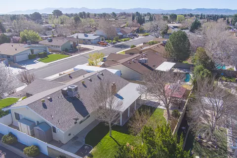 43787 Sentry Ln, Lancaster, CA 93536 photo 42