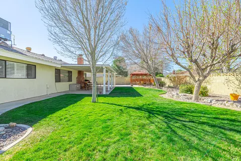43787 Sentry Ln, Lancaster, CA 93536 photo 35