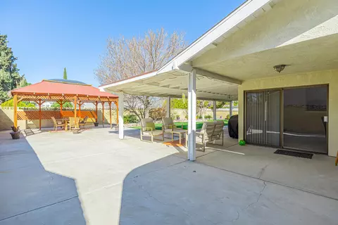 43787 Sentry Ln, Lancaster, CA 93536 photo 31
