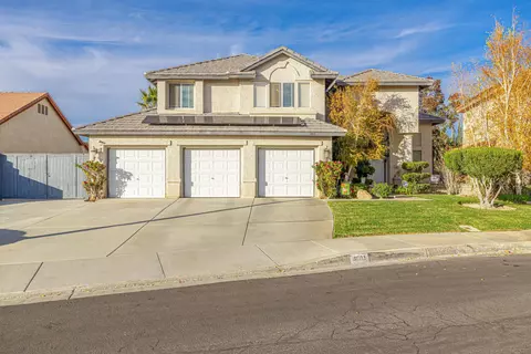 4011 Dee Dee Ct, Lancaster, CA 93536 photo 1