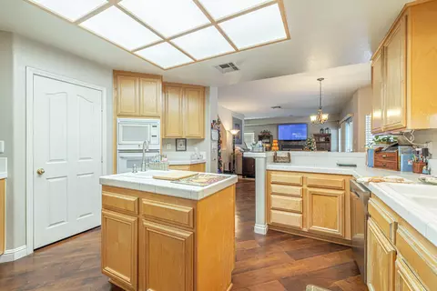 4011 Dee Dee Ct, Lancaster, CA 93536 photo 20