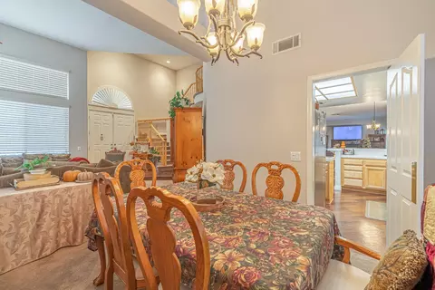 4011 Dee Dee Ct, Lancaster, CA 93536 photo 12