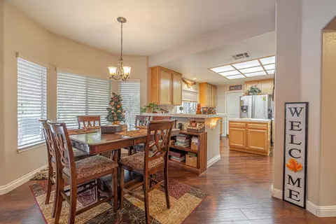 4011 Dee Dee Ct, Lancaster, CA 93536 photo 16