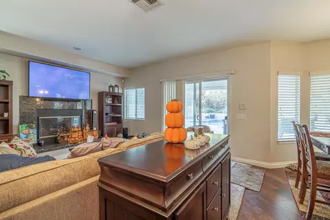 4011 Dee Dee Ct, Lancaster, CA 93536 photo 18
