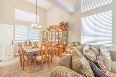 4011 Dee Dee Ct, Lancaster, CA 93536 photo 13