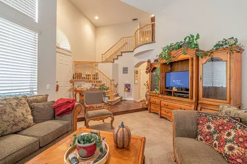 4011 Dee Dee Ct, Lancaster, CA 93536 photo 8