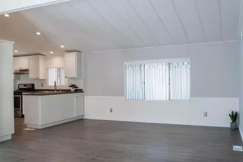 2545 Avenue I E #111, Lancaster, CA 93535 photo 3