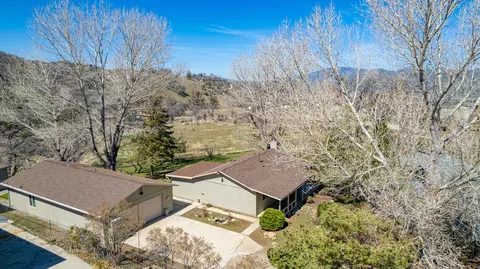 21991 Berne St, Tehachapi, CA 93561 photo 31