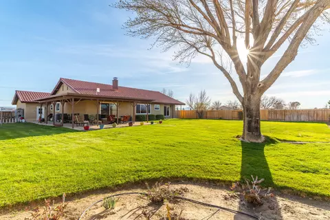 7635 W Avenue A, Rosamond, CA 93560 photo 44