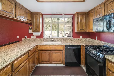 7635 W Avenue A, Rosamond, CA 93560 photo 15