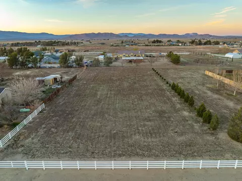 7635 W Avenue A, Rosamond, CA 93560 photo 49