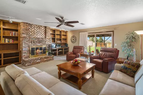 7635 W Avenue A, Rosamond, CA 93560 photo 20