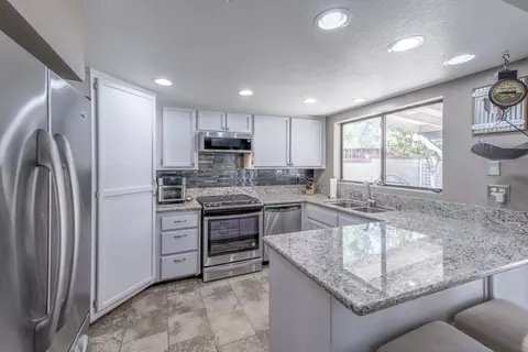 36503 Harold 3rd St, Palmdale, CA 93550 photo 1