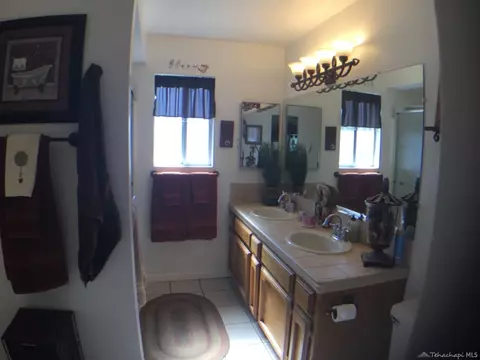 449 Apple Way, Tehachapi, CA 93561 photo 16