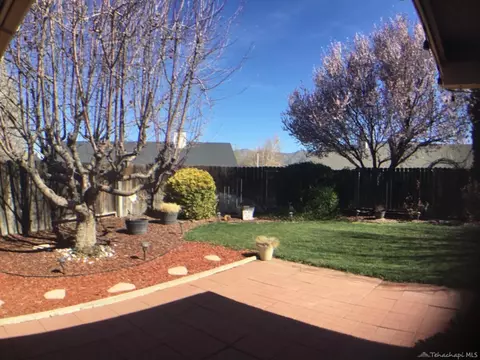 449 Apple Way, Tehachapi, CA 93561 photo 21