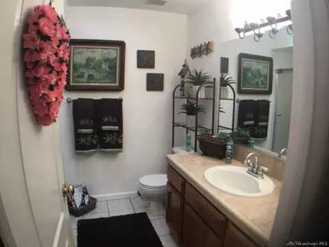 449 Apple Way, Tehachapi, CA 93561 photo 12