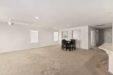 3639 Emerald Ln, Lancaster, CA 93535 photo 8