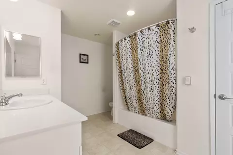 3639 Emerald Ln, Lancaster, CA 93535 photo 21