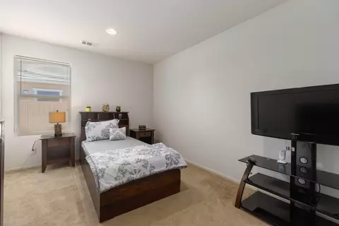 3639 Emerald Ln, Lancaster, CA 93535 photo 18