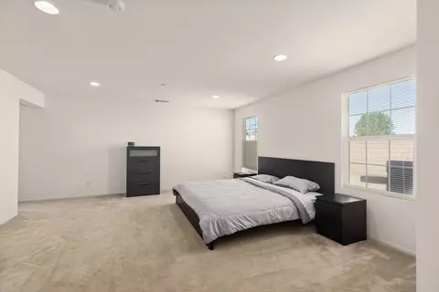 3639 Emerald Ln, Lancaster, CA 93535 photo 11