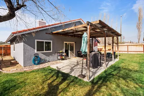 612 D St W, Tehachapi, CA 93561 photo 29