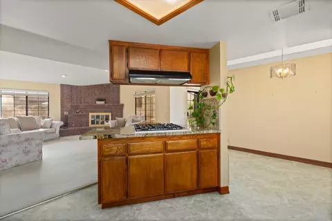 43111 Roulette Ln, Lancaster, CA 93536 photo 19