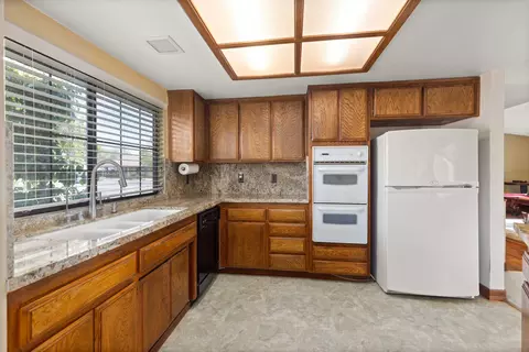 43111 Roulette Ln, Lancaster, CA 93536 photo 20