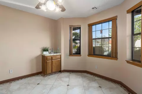 43111 Roulette Ln, Lancaster, CA 93536 photo 11