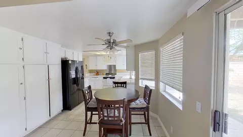618 Beverly Ct, Lancaster, CA 93535 photo 17