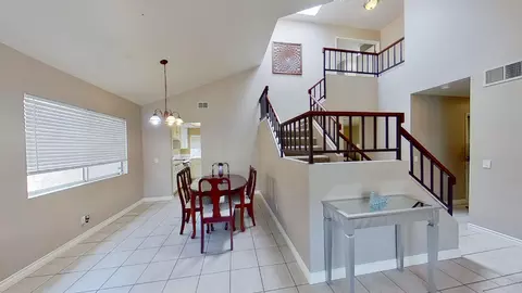 618 Beverly Ct, Lancaster, CA 93535 photo 7