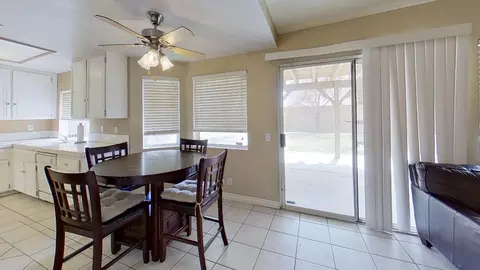 618 Beverly Ct, Lancaster, CA 93535 photo 16